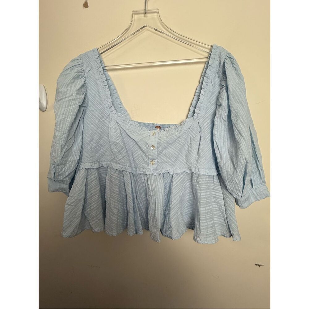 Free People Leave it to me Top  Large Blue Feminine Flowy Bohemian Neutral